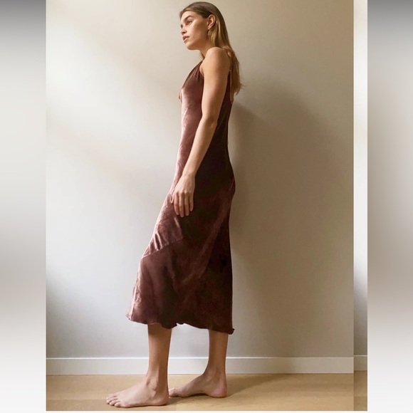 ARITZIA Wilfred Spritz Velvet Dress - Picture 6 of 8